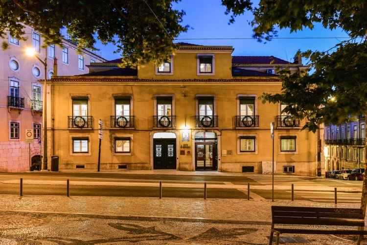 hotel image 0