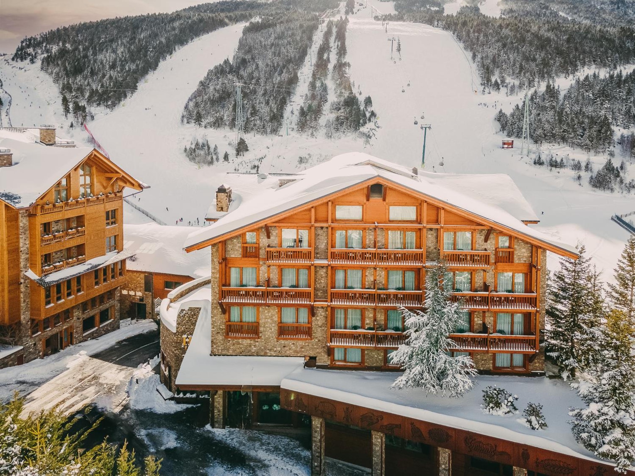 Sport Hotel Village, Soldeu — ski hotel