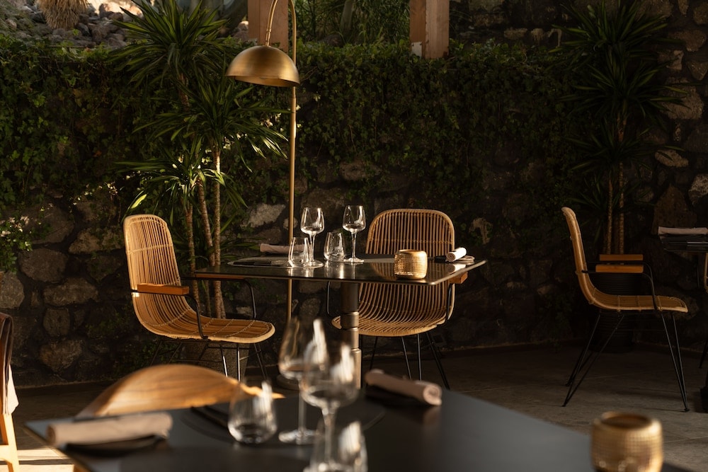 Santo Pure Oia Suites & Villas