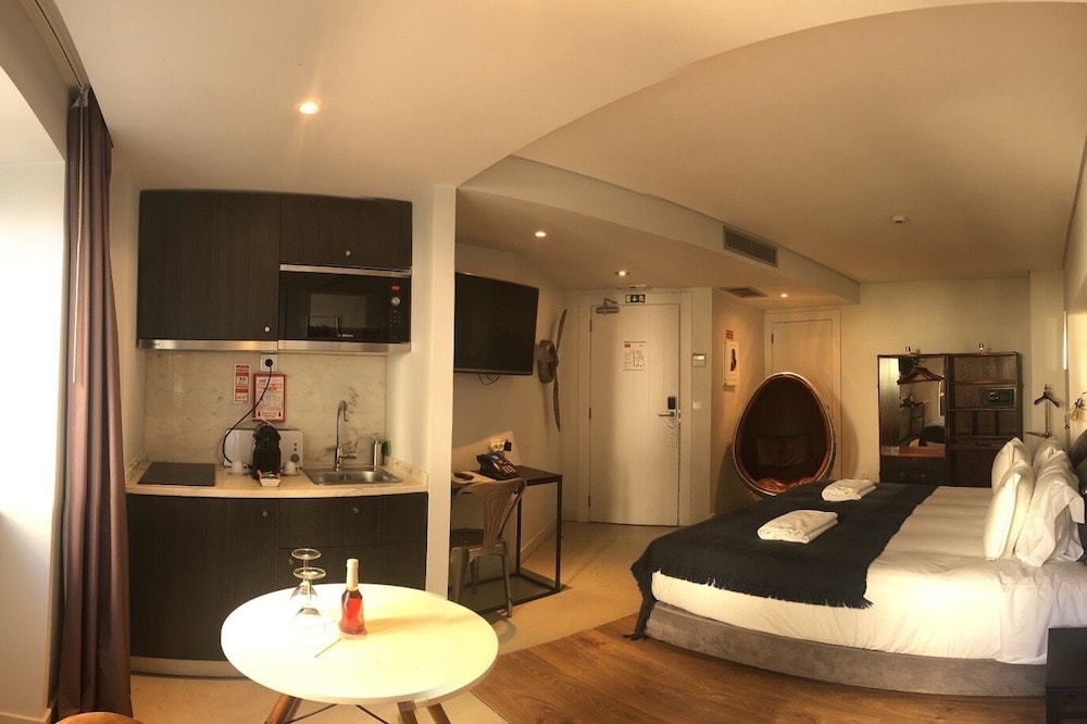Dalma Old Town Suites