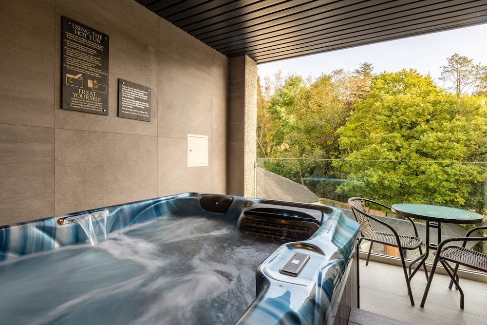 Lakes Hotel and Spa