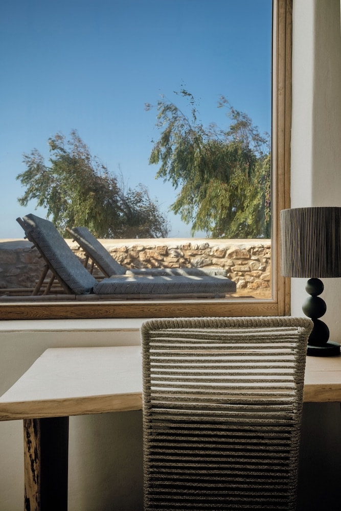 Mythic Paros