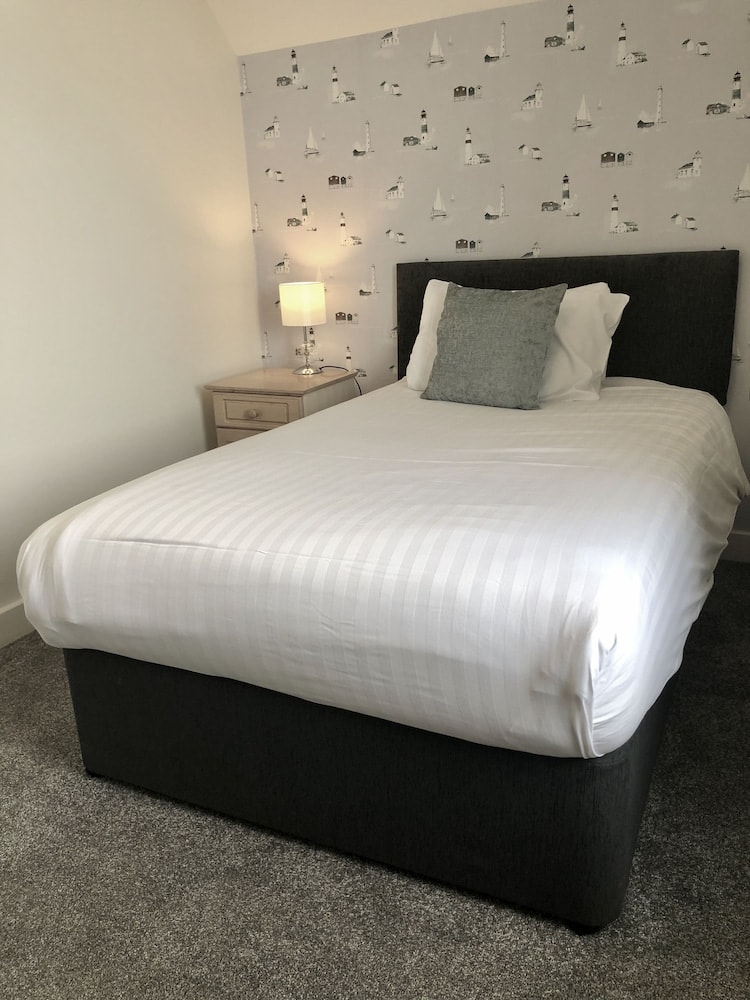 The Clarendon Hotel