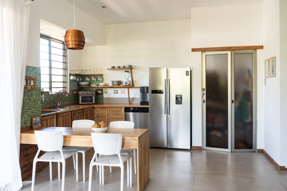 Nautilus Surf & Yoga Villas Santa Teresa