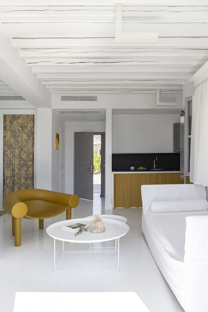 ANEMI Folegandros